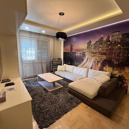 City Lux Apartman Nyiregyhaza Luaran gambar