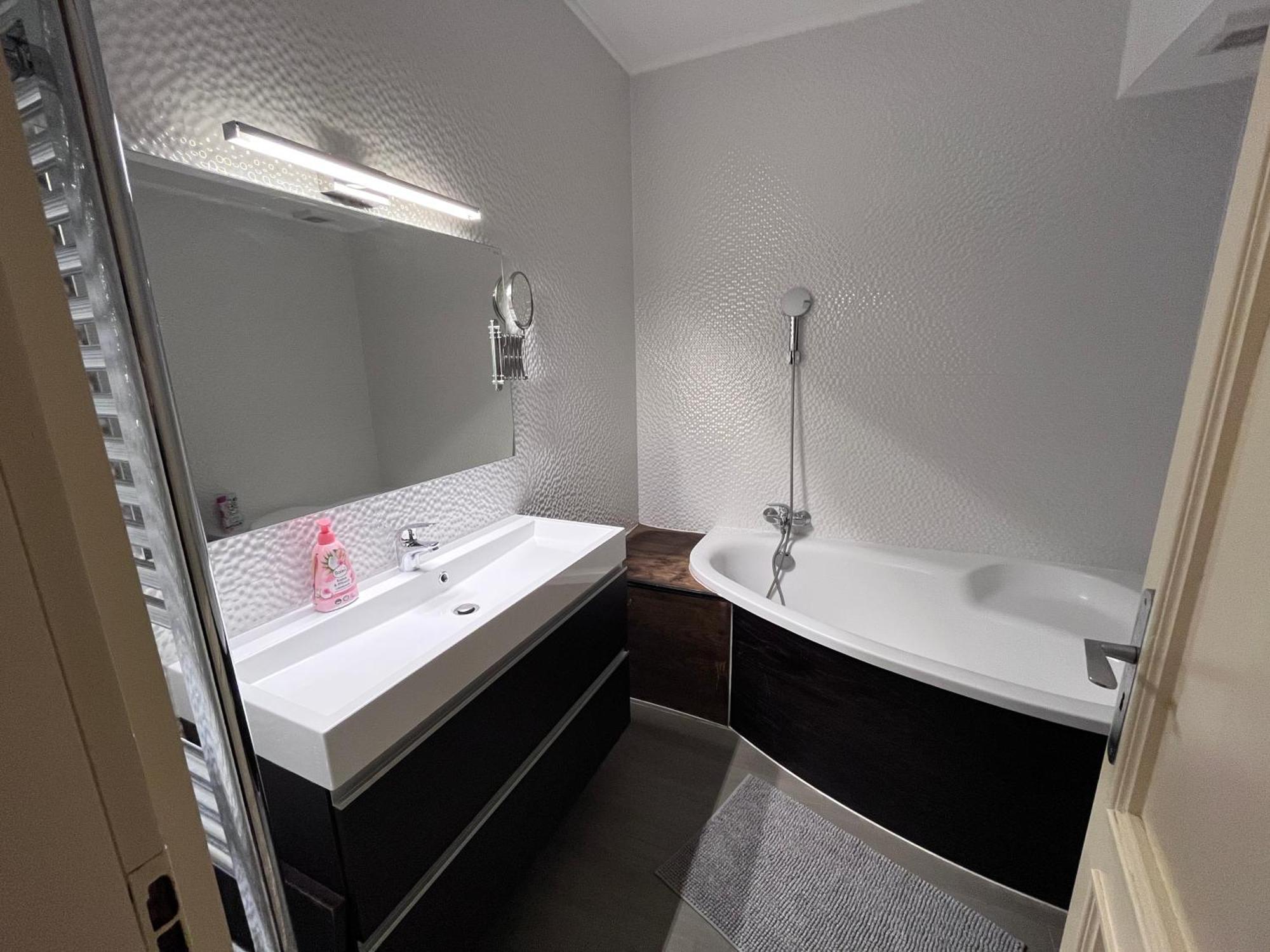 City Lux Apartman Nyiregyhaza Luaran gambar